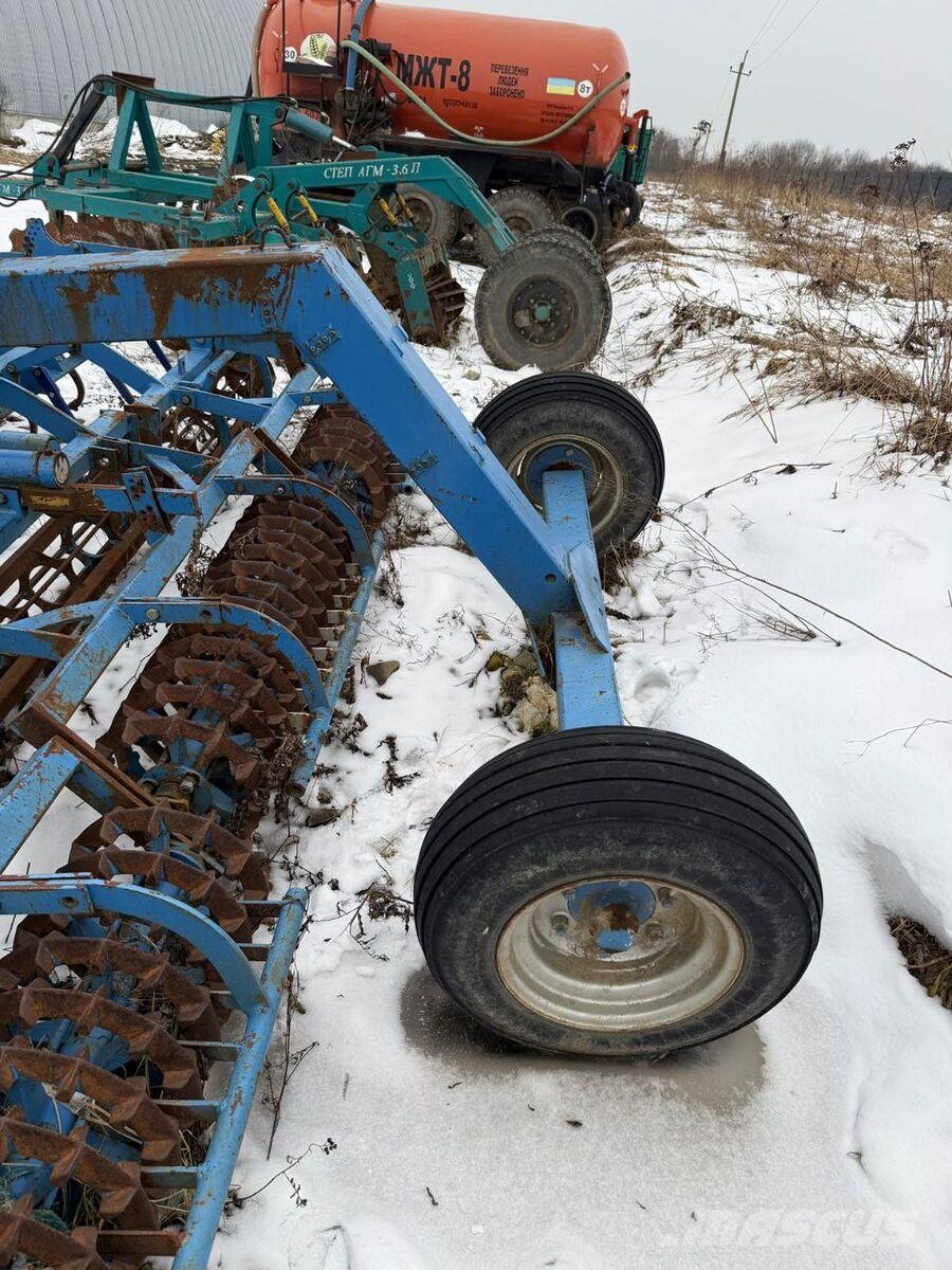 Lemken Компактор Lemken kompaktor 9/450 (2010) Культиватори-розпушувачи