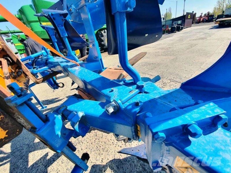Lemken Плуг оборотний Lemken Opal 120 3+1 Reversible ploughs