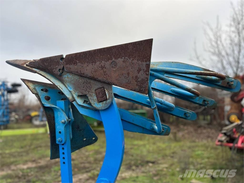 Lemken Плуг оборотний Lemken VariTansanit 8 під відновлен Реверсивні плуги