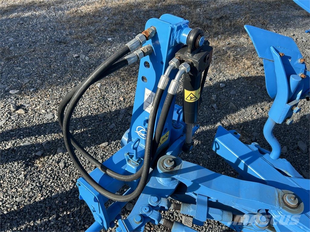 Lemken Плуг оборотний Lemken OPAL 90 3+1 Реверсивні плуги