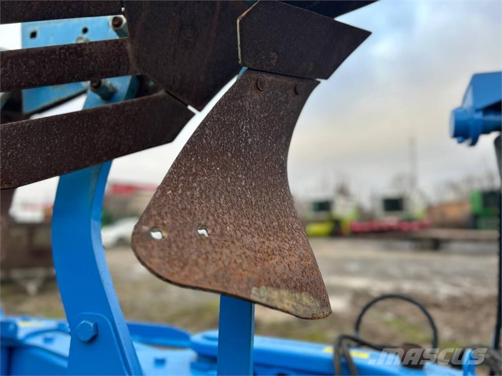 Lemken Плуг оборотний Lemken VariTansanit 8 під відновлен Реверсивні плуги