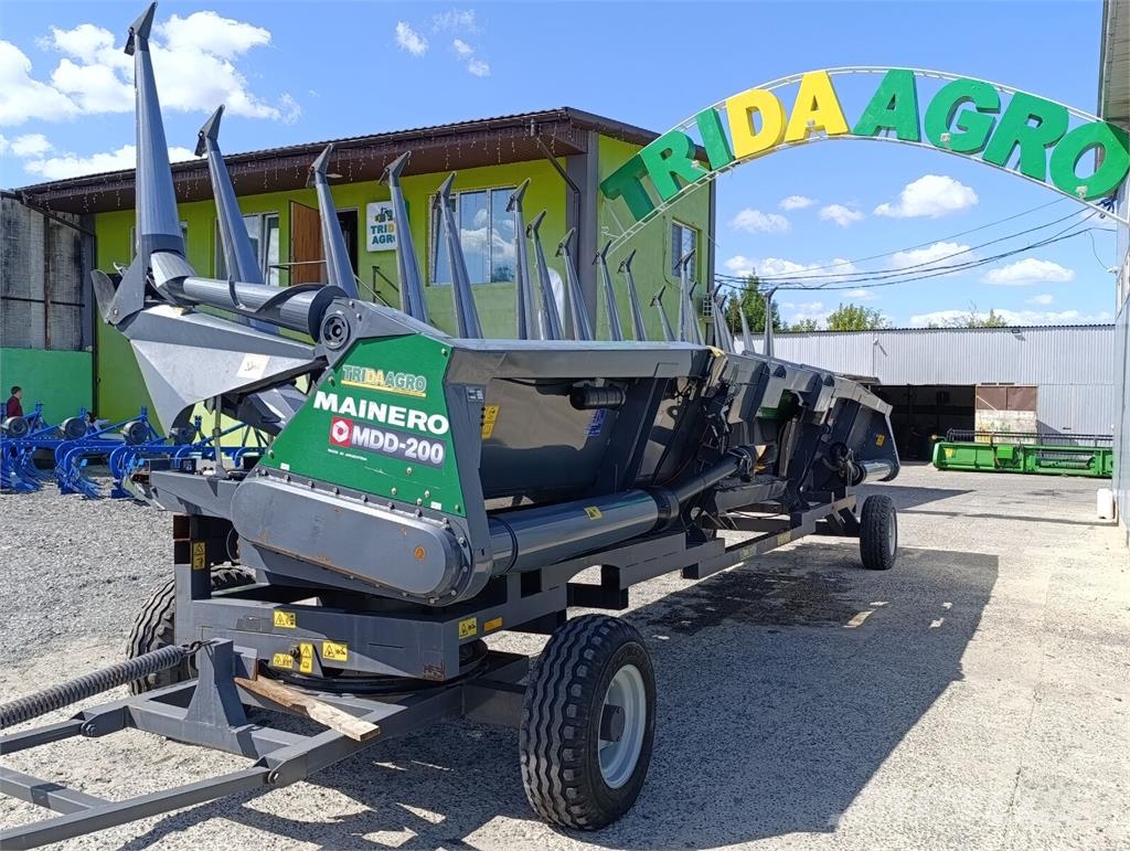 Mainero Безрядкова кукурудзяна жниварка Mainero MDD-200 16 Skärbord