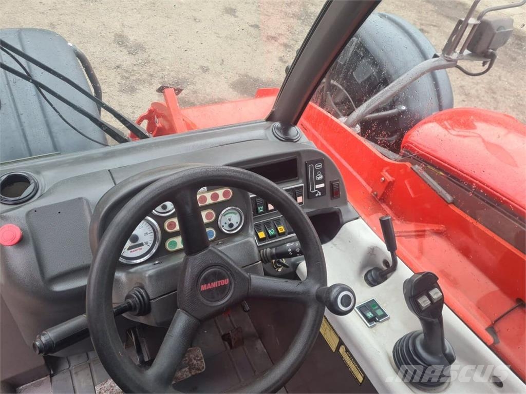 Manitou MLT 741-120 LSU (2006) Voorladers en gravers