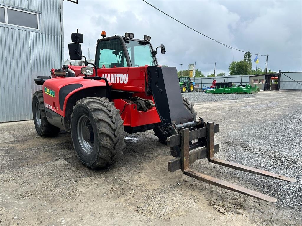 Manitou MLT 845 (2016) Voorladers en gravers