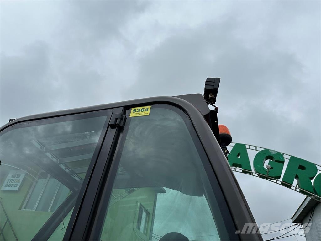 Manitou MLT 845 (2016) Voorladers en gravers