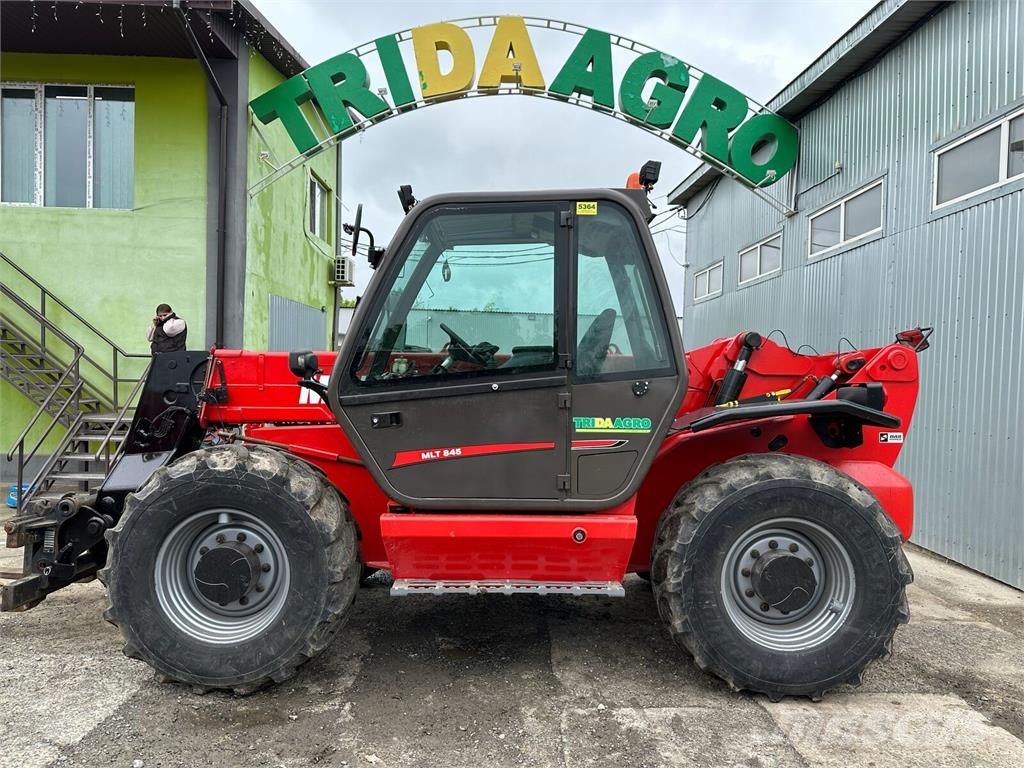 Manitou MLT 845 (2016) Voorladers en gravers