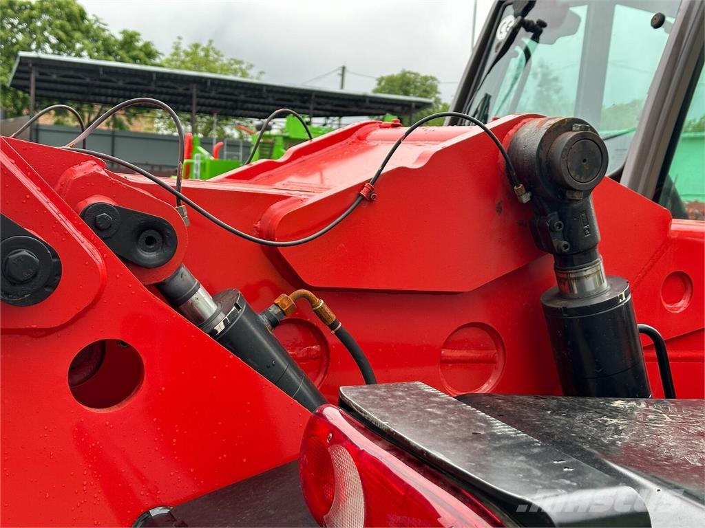 Manitou MLT 845 (2016) Voorladers en gravers