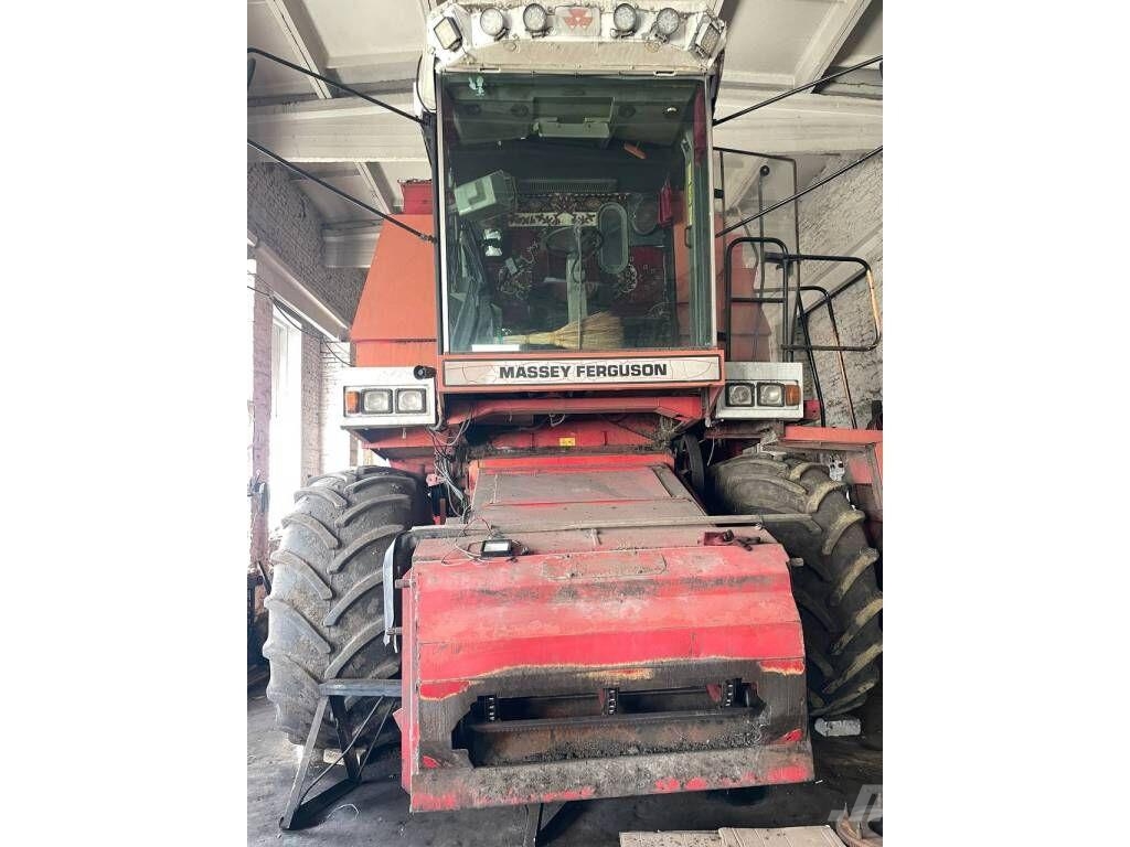 Massey Ferguson 36 حصادات