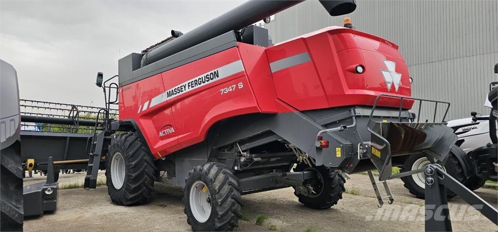 Massey Ferguson Комбайн Massey Ferguson 7347S ACTIVA (2016) 联合收割机