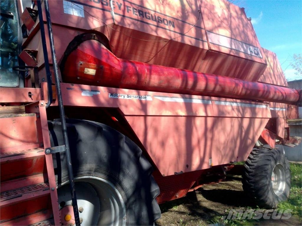 Massey Ferguson 40 (1997) 联合收割机