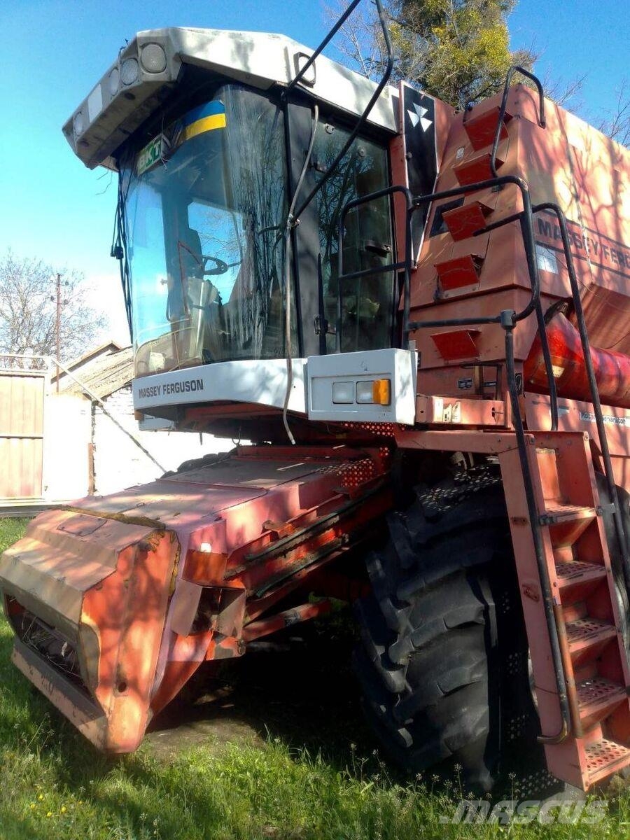 Massey Ferguson 40 (1997) 联合收割机