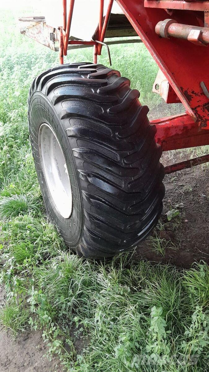 Massey Ferguson Комбайн Massey Ferguson 40 (1995) 联合收割机
