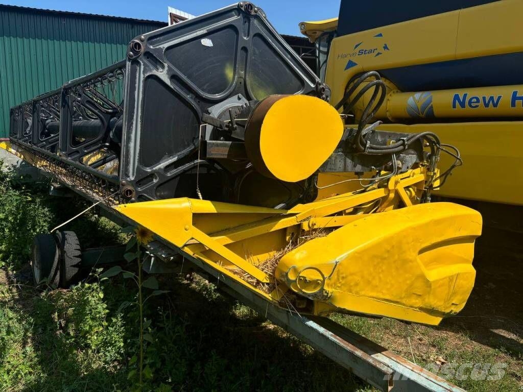 New Holland CSX7080 Зернозбиральні комбайни