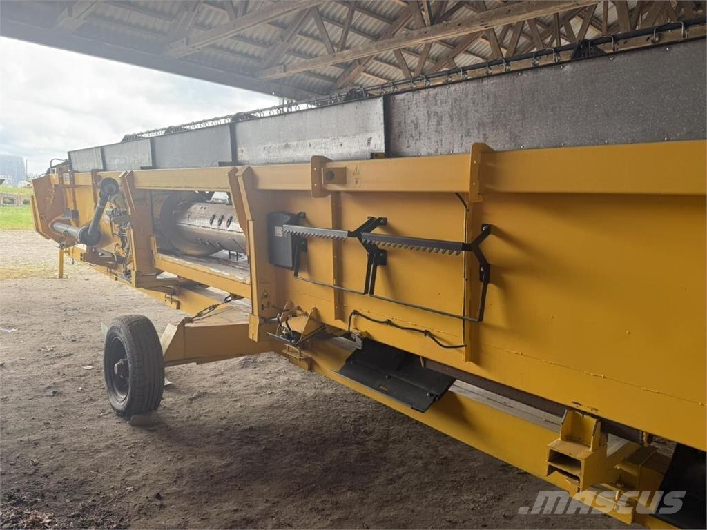New Holland CX 8.80 (2022) 联合收割机