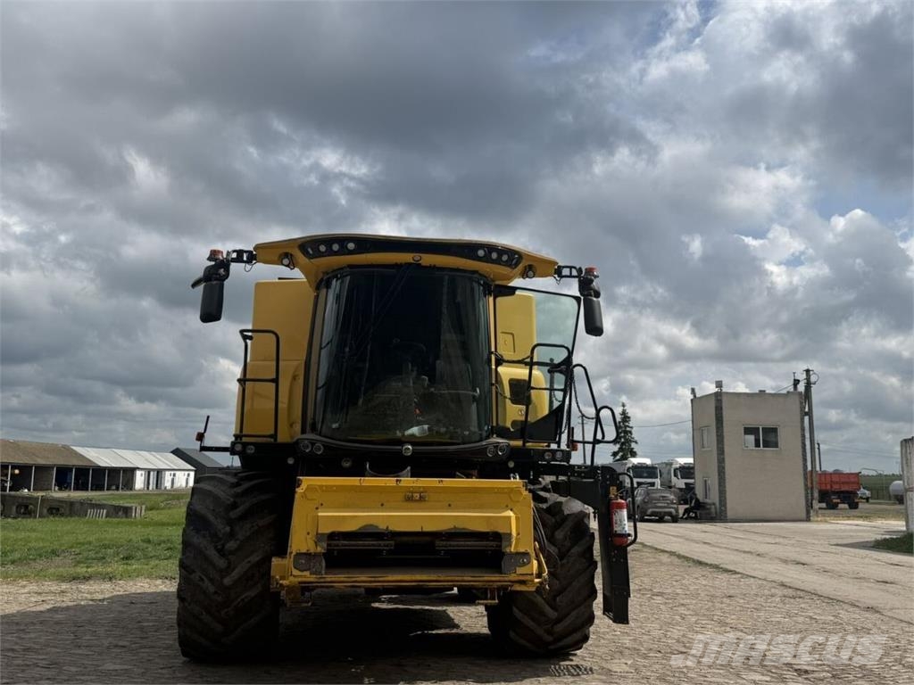 New Holland CX 8.80 (2022) 联合收割机
