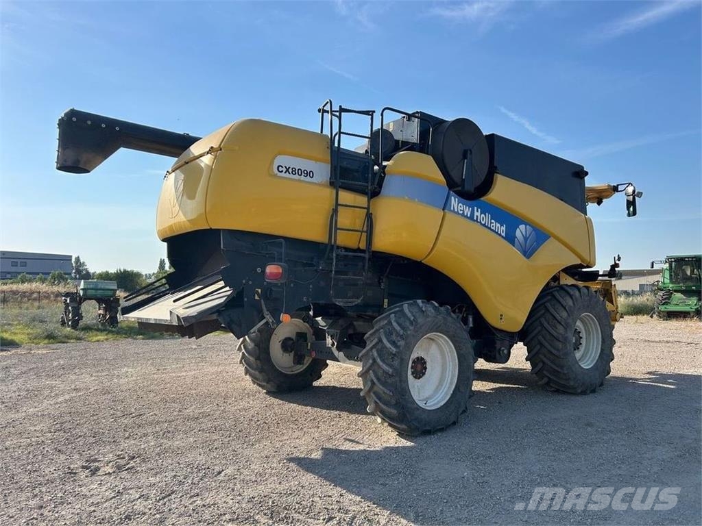 New Holland CX8090 (2008) 联合收割机