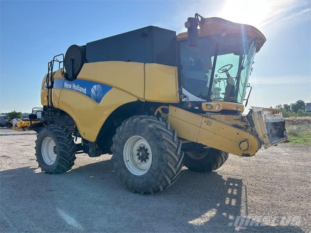 New Holland CX8090 (2008) 联合收割机