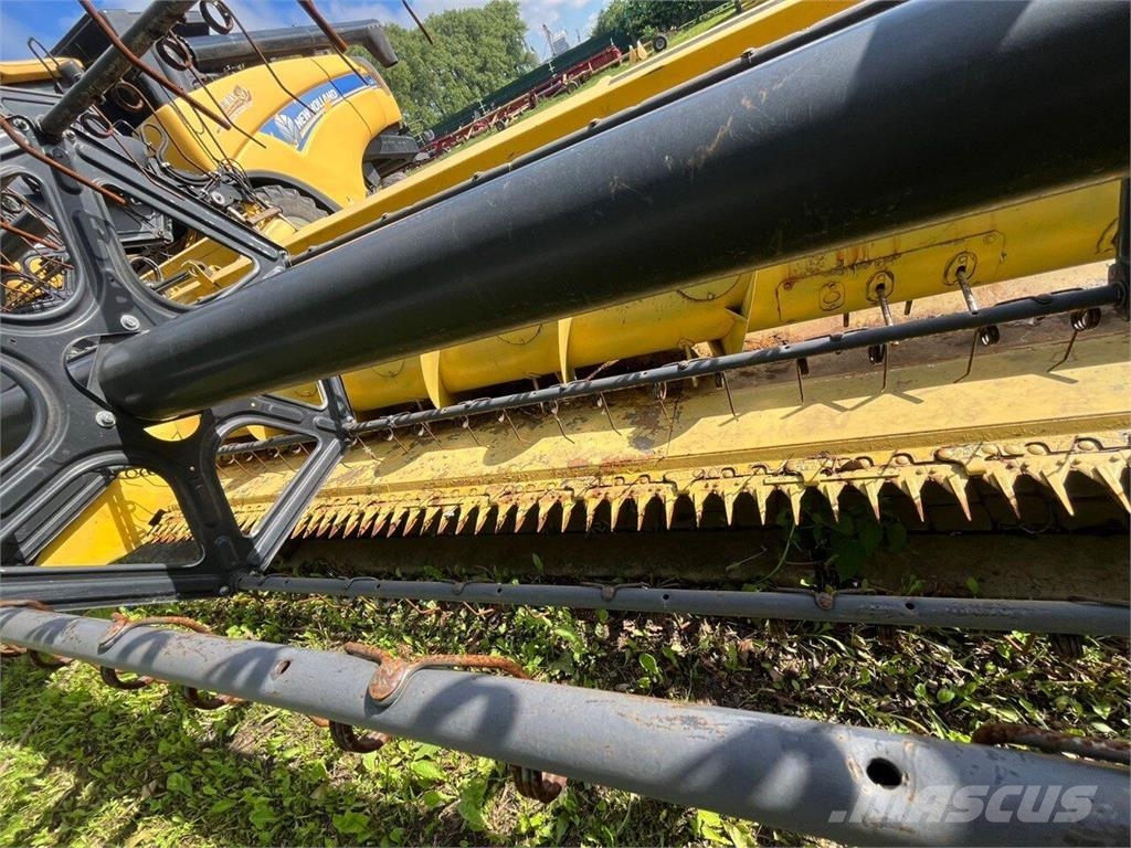 New Holland Жниварка New Holland 7.3 (2013) Erntevorsätze