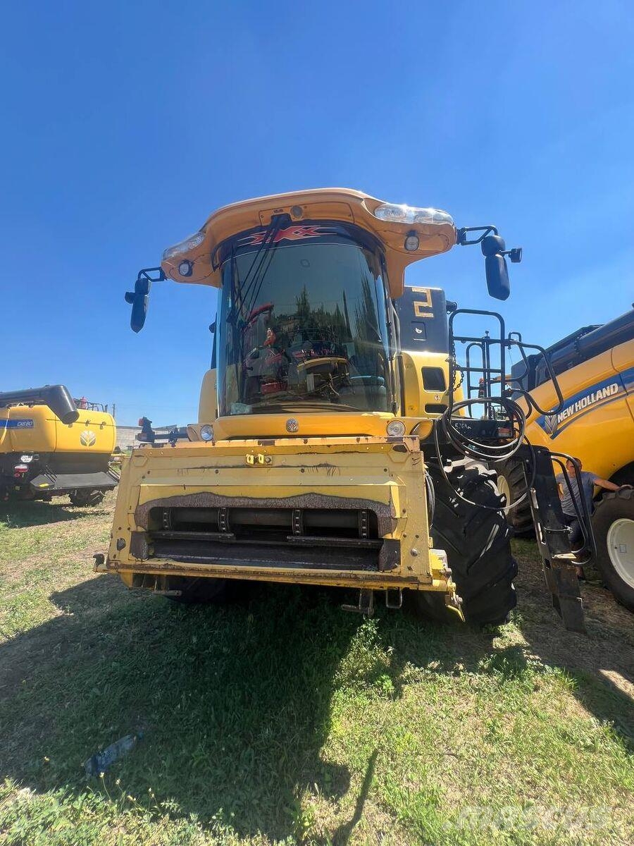 New Holland Комбайн New Holland CX8080 (2009) 联合收割机