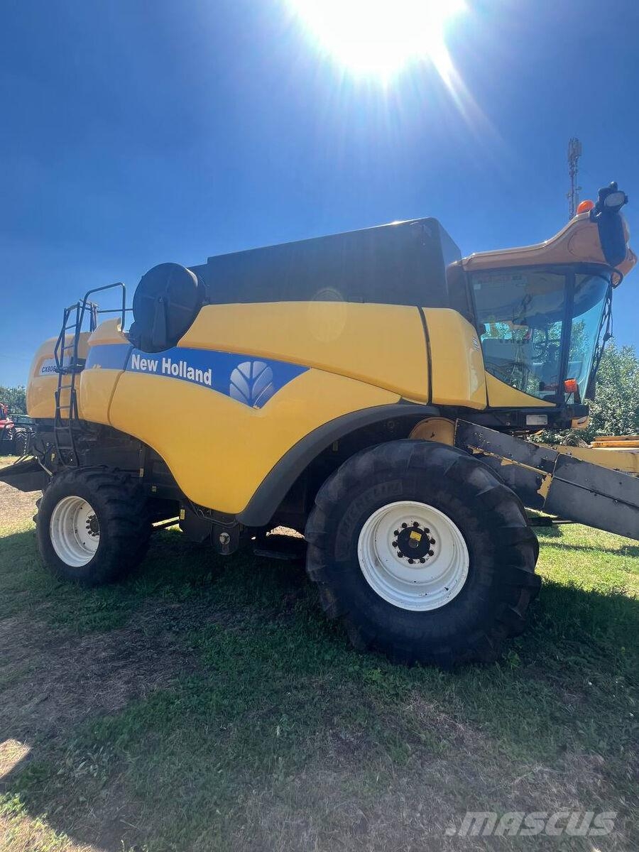 New Holland Комбайн New Holland CX8080 (2009) 联合收割机