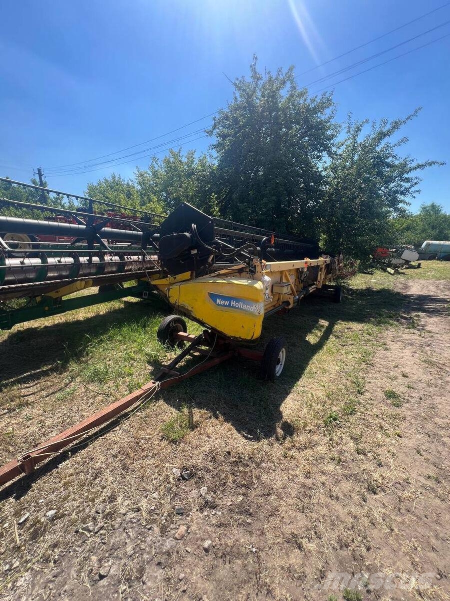 New Holland Комбайн New Holland CX8080 (2009) 联合收割机