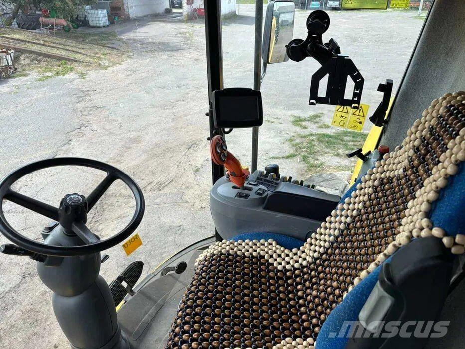 New Holland Комбайн New Holland CX6090 (2014) 联合收割机