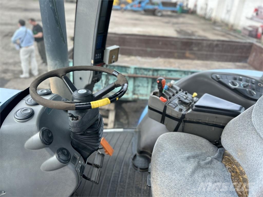 New Holland Трактор New Holland TG285 (2005) Tractoren
