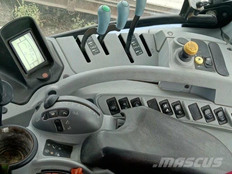 New Holland Трактор New Holland T7060 (2009) Tractoren
