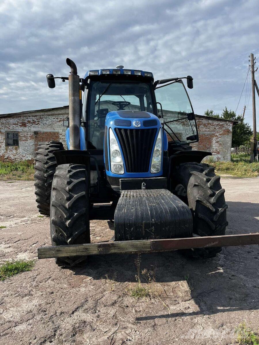 New Holland Трактор New Holland T8040 (2008) Tractoren