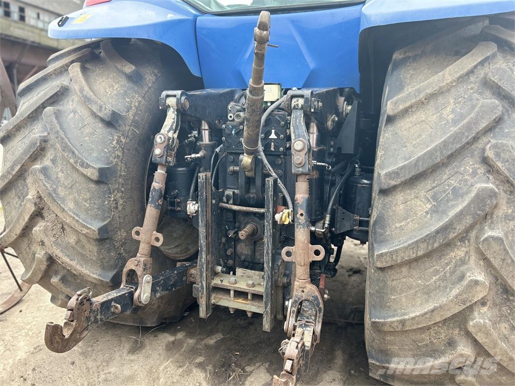 New Holland Трактор New Holland TG285 (2005) Tractoren