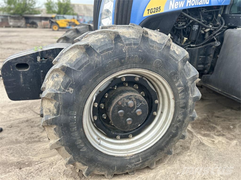 New Holland Трактор New Holland TG285 (2005) Tractoren