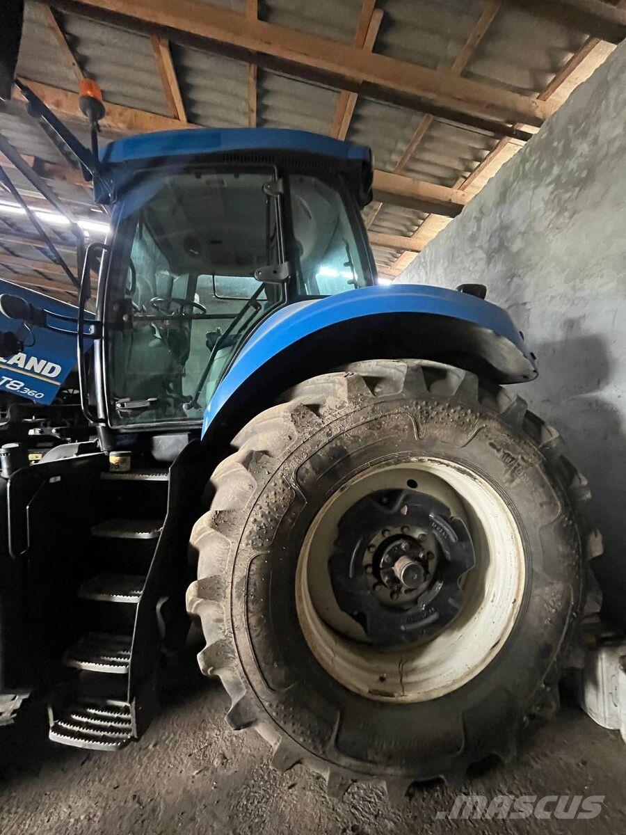 New Holland Трактор New Holland T8.360 (2013) Tractoren
