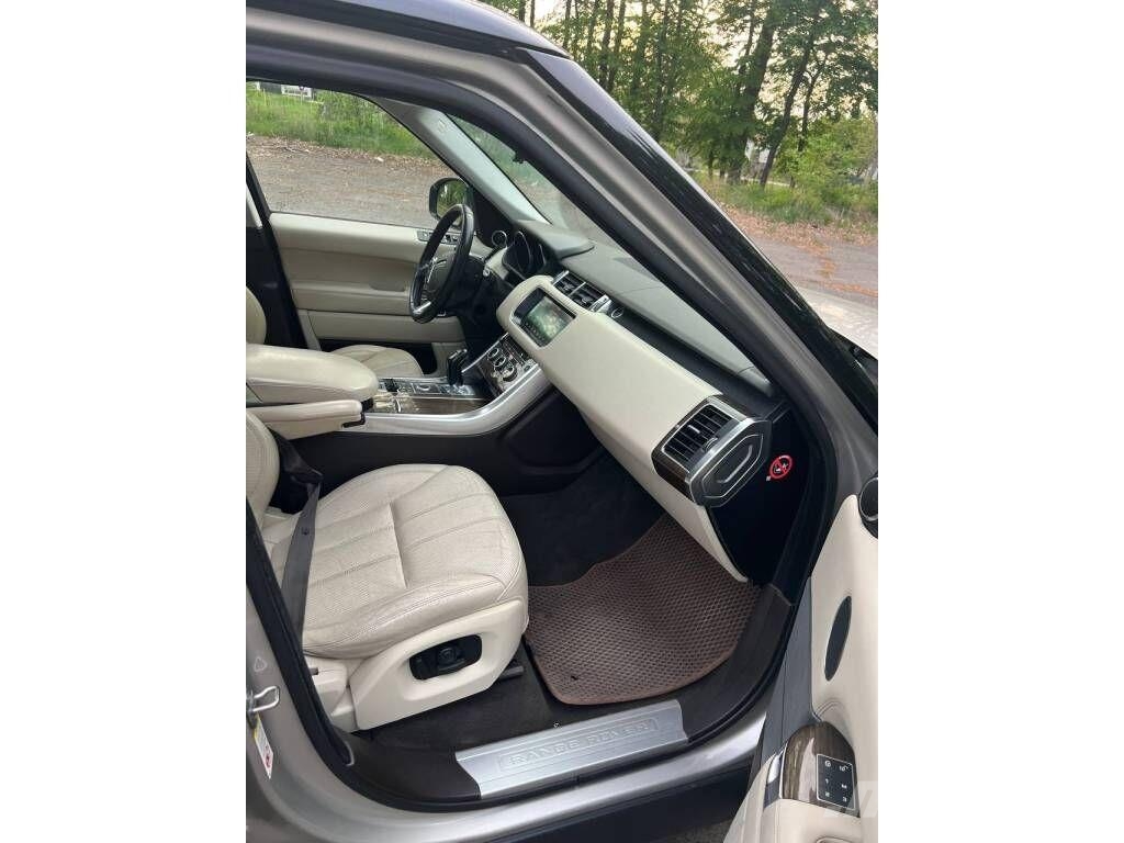 Range Rover Sport Henkilöautot