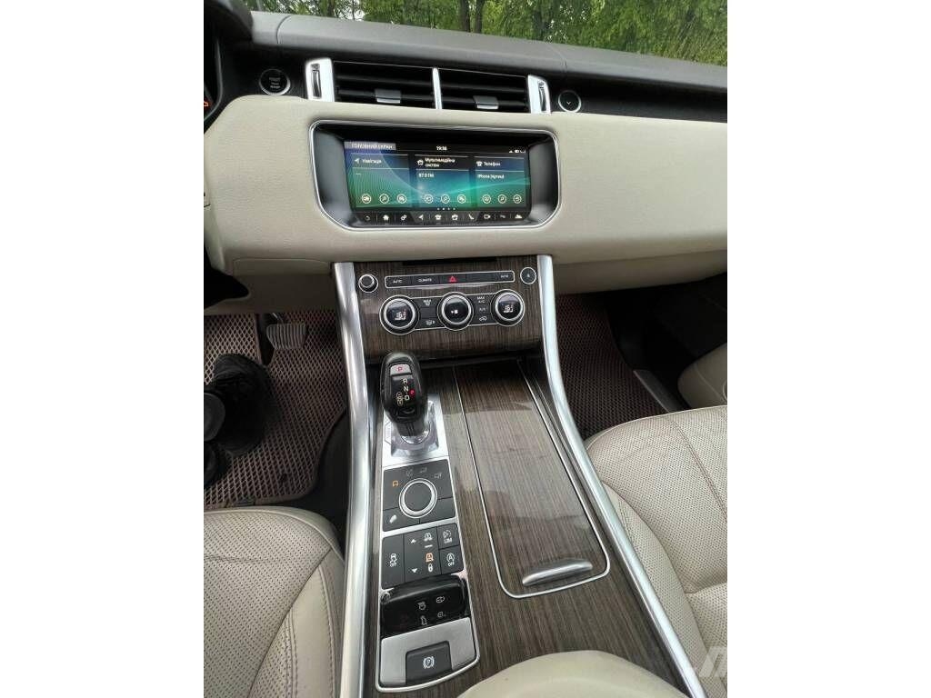 Range Rover Sport Henkilöautot