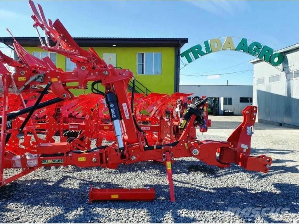 Ünlü Clasa 6 Apverčiamieji plūgai