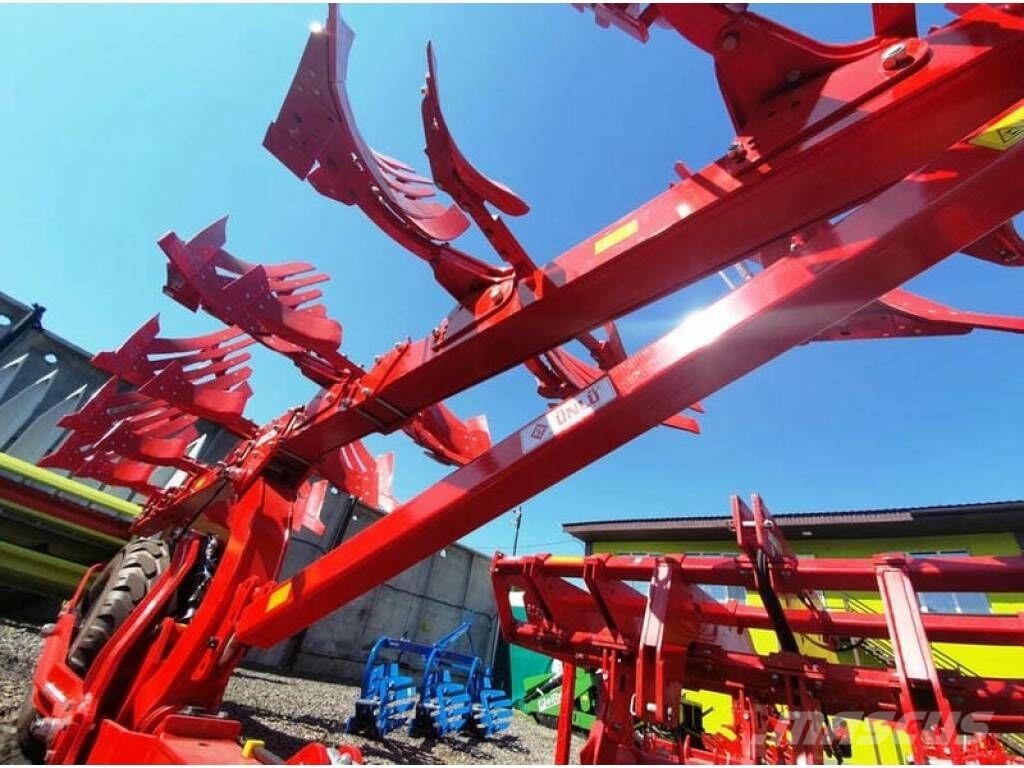 Ünlü Clasa 7+1 Reversible ploughs