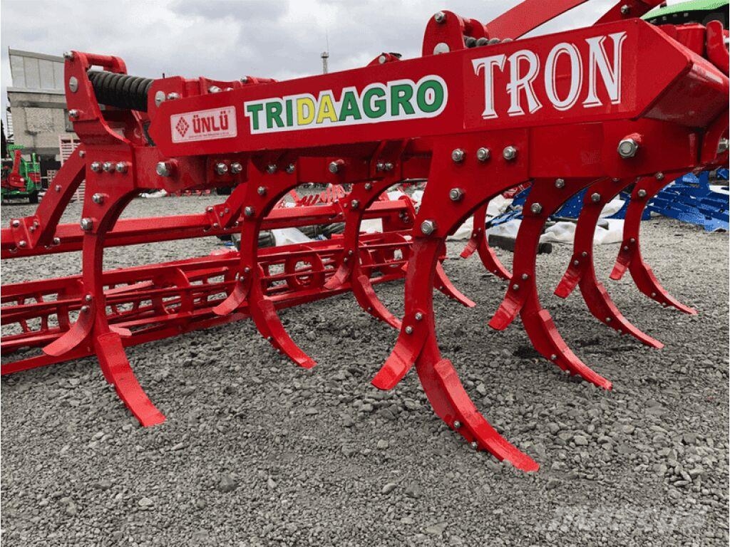 Ünlü Tron Beitelploeg