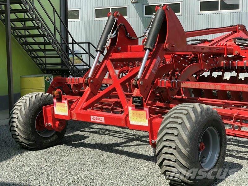  Ünlü Борона дискова Unlu Armoni XL 400 демка (2026 Kiekkomultaimet ja lautasäkeet