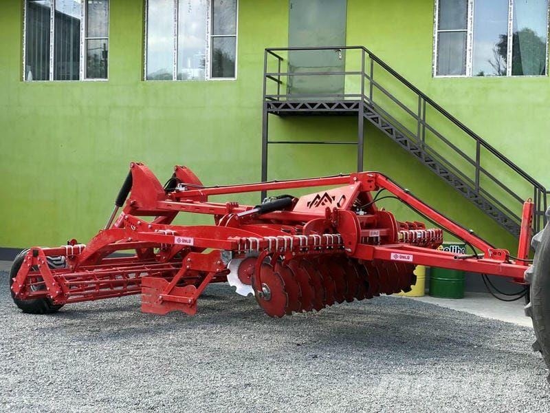  Ünlü Борона дискова Unlu Armoni XL 400 демка (2026 Kiekkomultaimet ja lautasäkeet