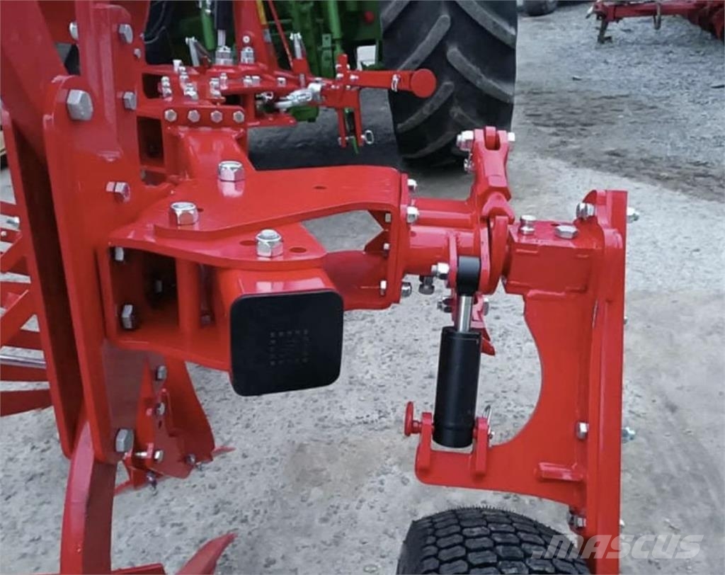  Ünlü Плуг механічний оборотний Unlu 3+1 (120х120)  Reversible ploughs