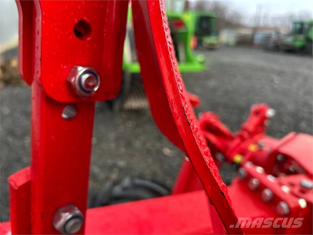  Ünlü Плуг механічний оборотний Unlu 5+1 (140х140)  Реверсивні плуги