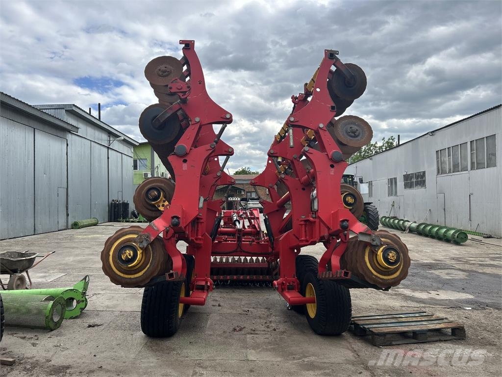 Väderstad Дискова борона Vaderstad Carrier 820 (2011) Kiekkomultaimet ja lautasäkeet