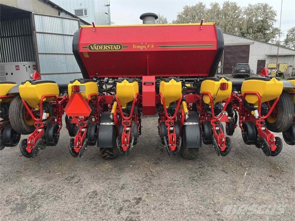 Väderstad Сівалка Vaderstad Tempo F8 (2022) Semoir de précision