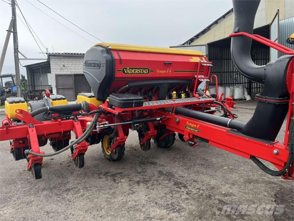 Väderstad Сівалка Vaderstad Tempo F8 (2022) Semoir de précision