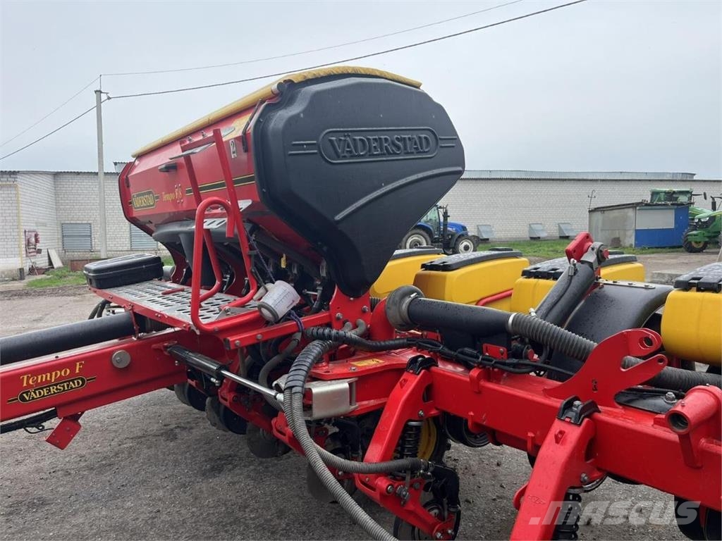 Väderstad Сівалка Vaderstad Tempo F8 (2022) Semoir de précision