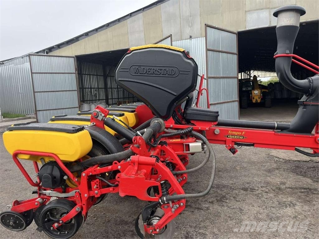 Väderstad Сівалка Vaderstad Tempo F8 (2022) Semoir de précision