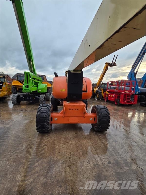 JLG 800AJ Telescopic Boom Lift (2014) Excavadoras sobre orugas