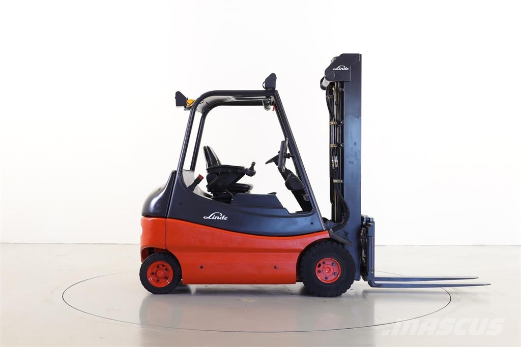 Linde E25-02 Electric forklifts