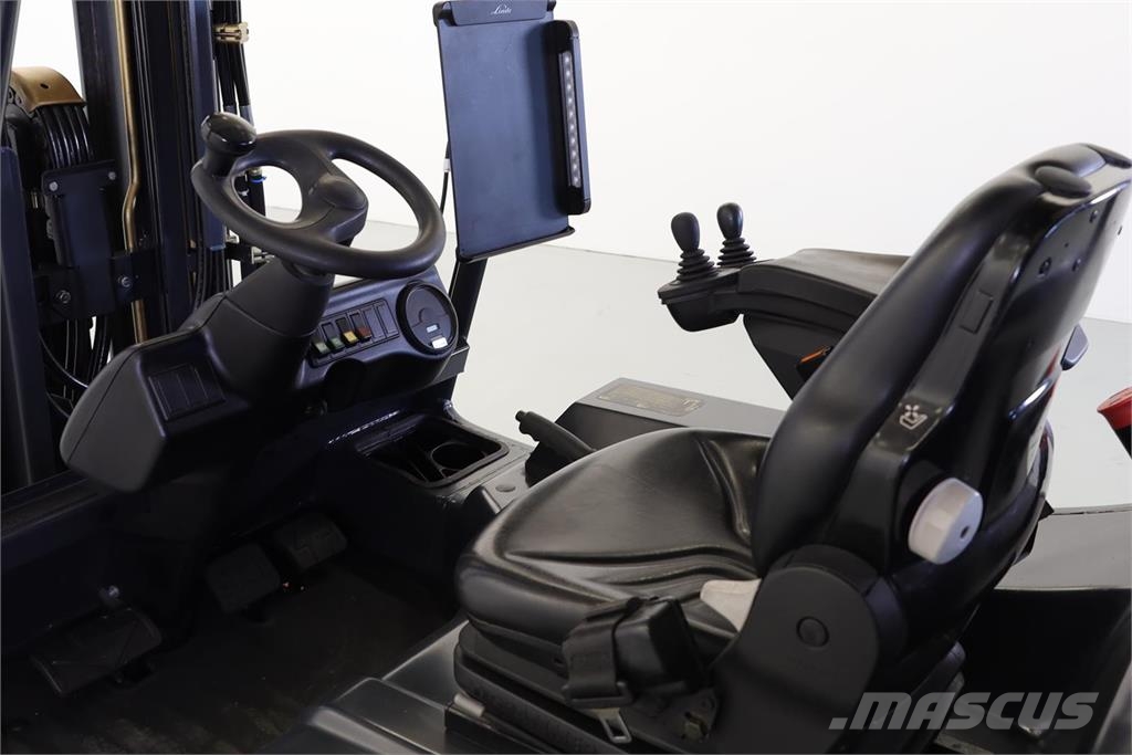 Linde E25-02 Electric forklifts