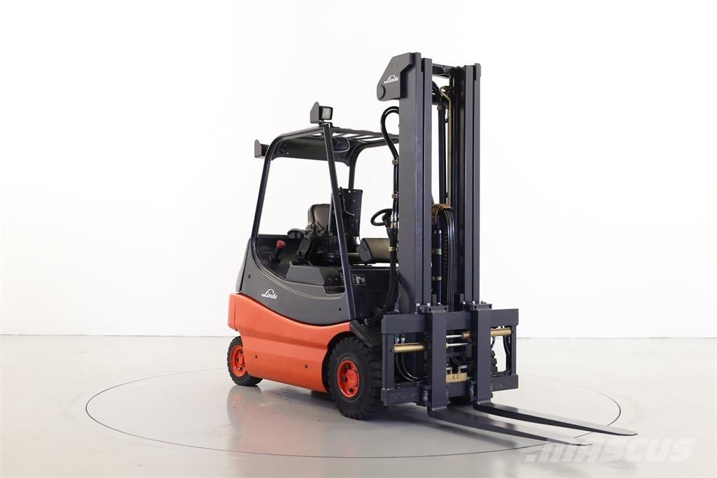 Linde E25-02 Electric forklifts